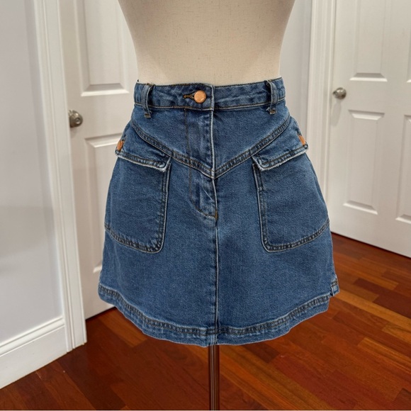 House oh Harlow 1960
ANGLED POCKET DENIM MINI SKIRT - Picture 9 of 14